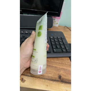 Sữa rửa mặt, sữa tắm mụn lưng Aderma 200ml, 500ml