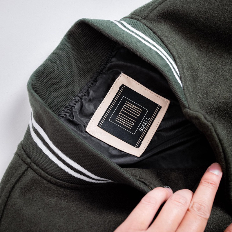 Áo Bomber Vasity nam dạ trơn phối tay HUTTON phong cách, cá tính