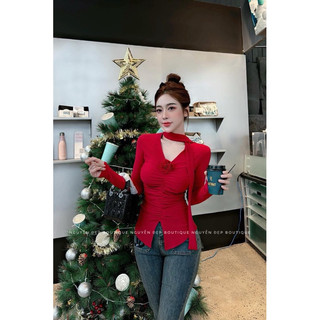 ÁO THUN ĐỎ TAY DÀI CỔ TIM ĐÍNH HOA