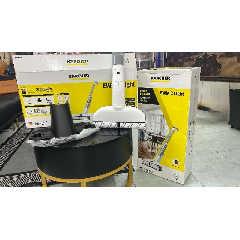 CÂY LAU NHÀ TỰ ĐỘNG KARCHER EWM2 LIGHT