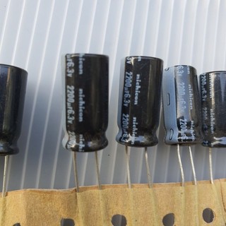 Tụ nichicon 2200uf 6,3v
