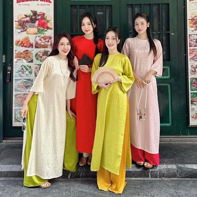 Áo Dài Gấm Dáng xuông nhẹ nhàng dễ mặc che khuyết điểm tốt mặc đi mọi nơi