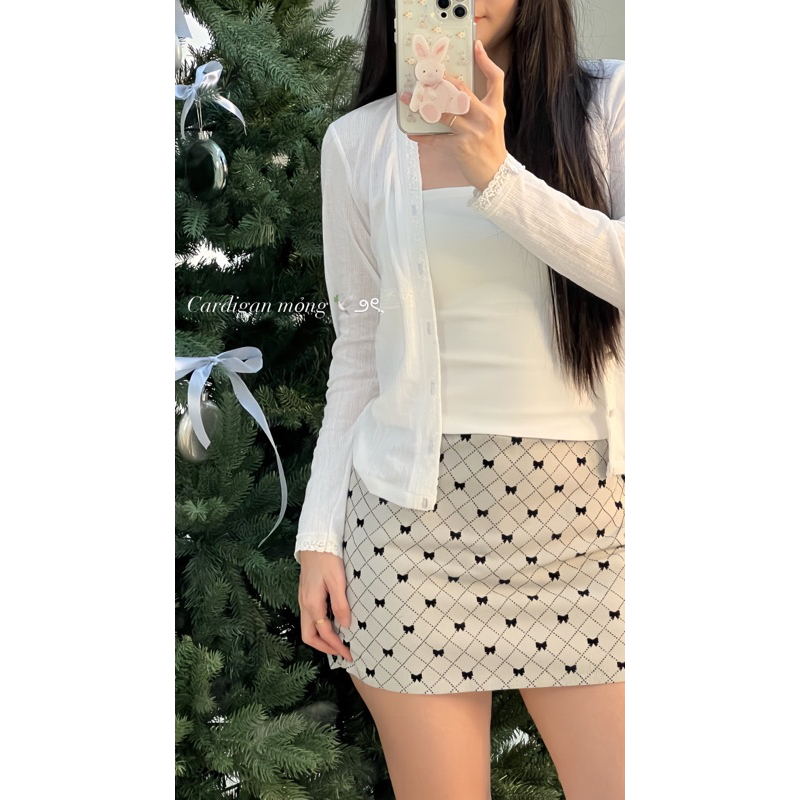 𝐚𝐬𝐡𝐞𝐱𝐢𝐧𝐜𝐡𝐚𝐨: (𝐁𝐚𝐛𝐢 𝐜𝐝𝐠) áo thun tay dày, áo cardigan tay dài phối ren thun mỏng màu trắng