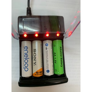 Sạc Pin Tiểu 1,5V AA, AAA. Sạc Pin Kiềm Alkaline, Sạc Pin Ni-MH 1,2V Cổng USB Tự Ngắt An Toàn Cho Người Dùng