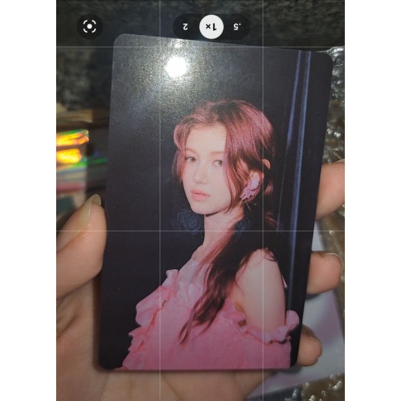 Card NewJeans