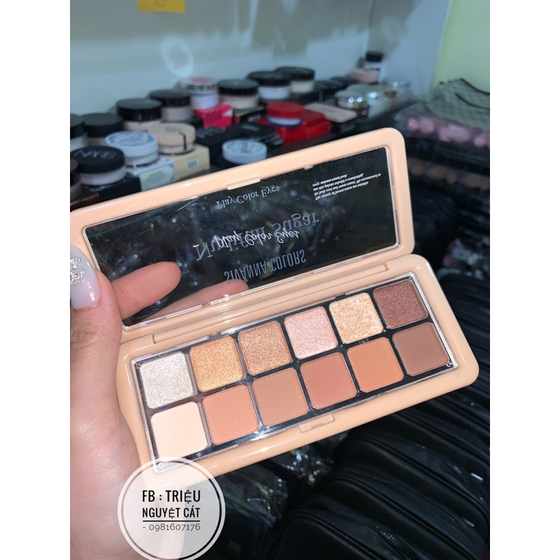 Bảng mắt thái siêu đẹp , siêu bắt phấn.