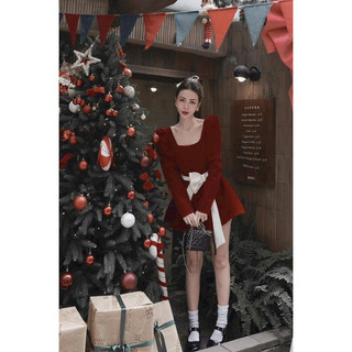 ĐẦM NHUNG ĐỎ CỔ U ĐÍNH NƠ