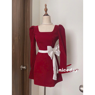 ĐẦM NHUNG ĐỎ CỔ U ĐÍNH NƠ