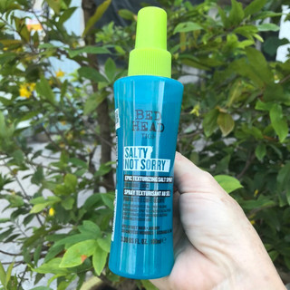 Keo xịt muối khoáng xoăn cứng salty not sorry tigi bed head 100ml