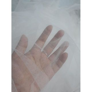 Vải lưới tu tu màu trắng