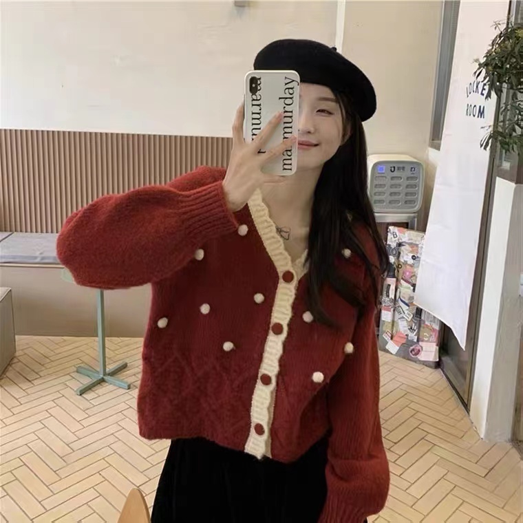 Áo cardigan INFLACHI phong cách vintage Hàn Quốc cho nữ áo khoác len đính hoa nổi bật phối màu đỏ đi chơi tết M405 CT-24