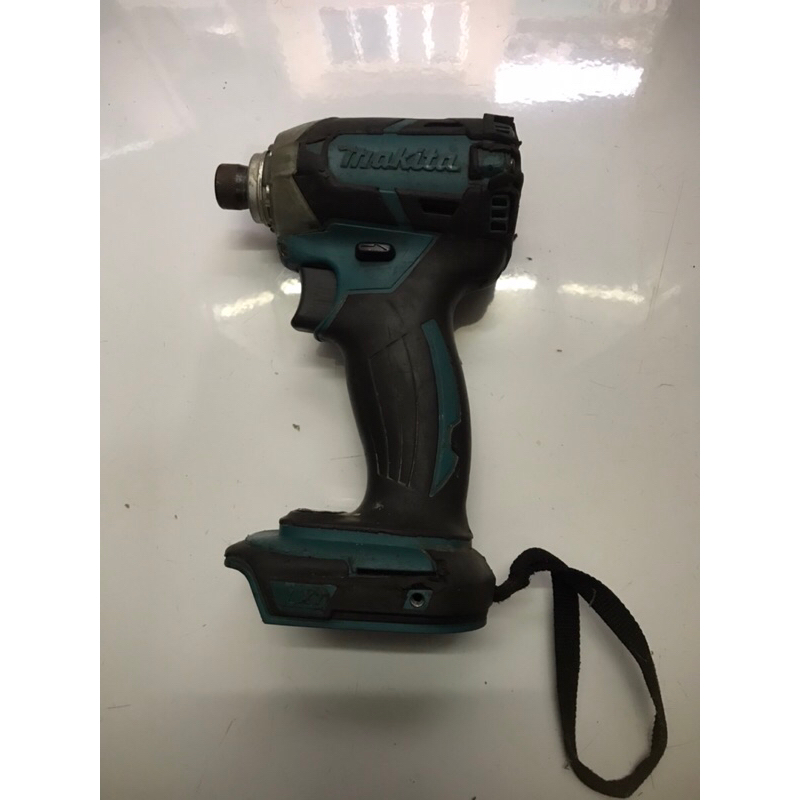 Máy bắn vít Makita TD148D