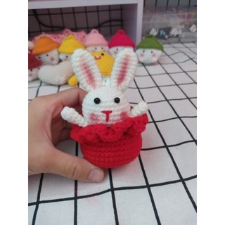 Móc khoá thỏ túi phúc bằng len handmade