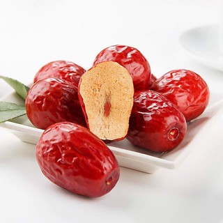Táo Đỏ Tân Cương Loại Ngon, Quả To Nhiều Thịt (Túi 0,5KG - 1KG)