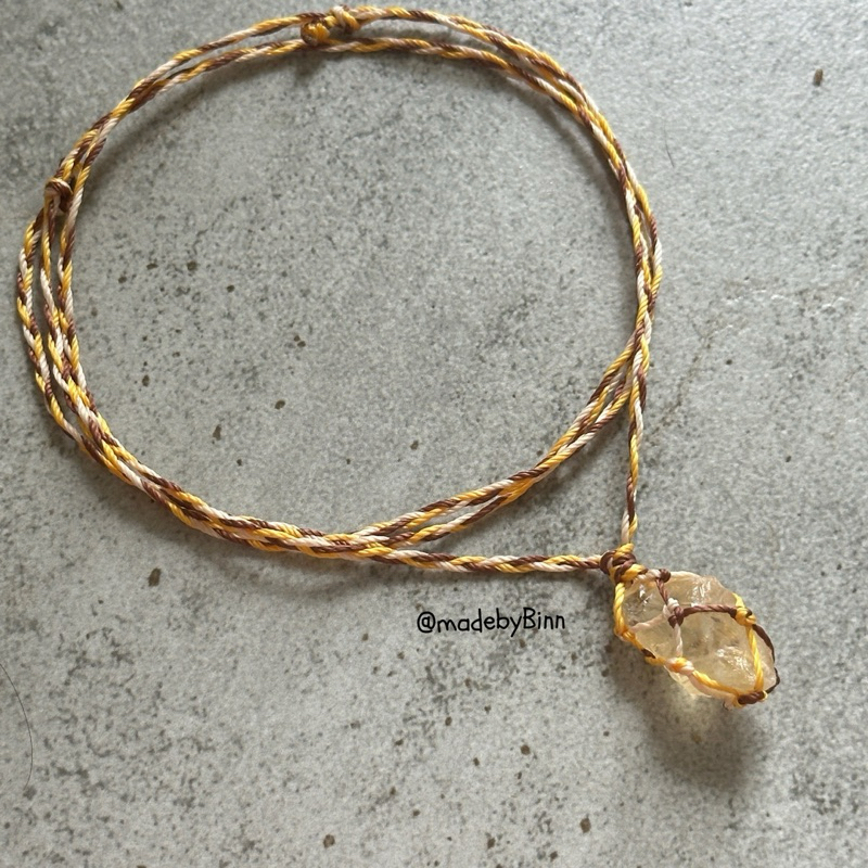 Dây chuyền đá Citrine handmade – dây thắt macrame đơn giản