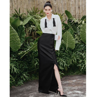 [E.S.T] Set Áo Sơ Mi Trắng Nữ Phối Nơ Cá Thanh Lịch Kèm Chân Sẻ Tà Bút Chì | SE23-3006