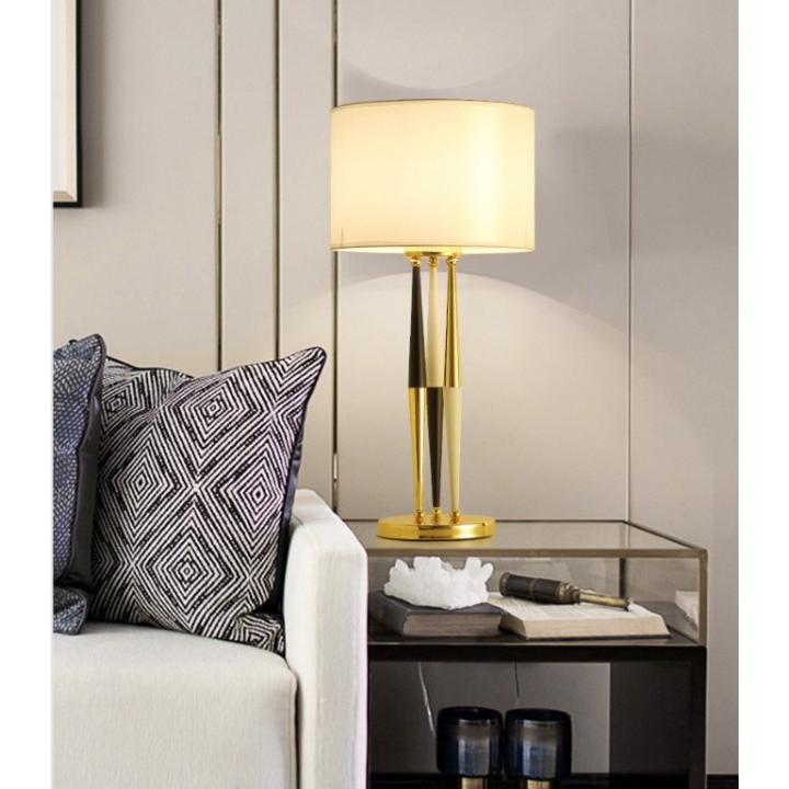 Đèn Bàn Bắc Âu BAROQUE TABLE LAMP Trang Trí Nhà Cửa 75.5cm 3.9 kg