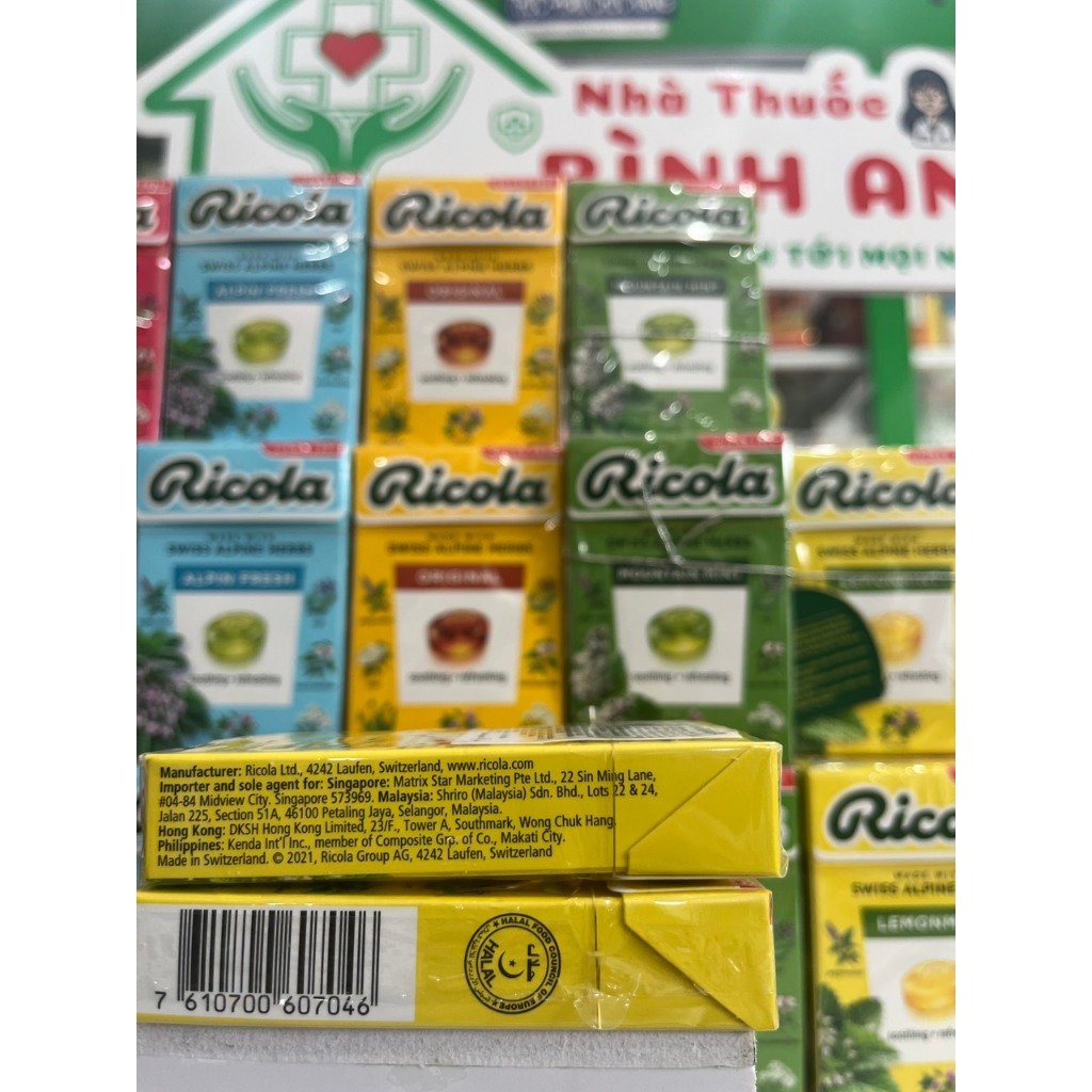 Kẹo ngậm ho thảo mộc Ricola 5 vị - Giảm ho, dịu mát họng, giảm đau rát cổ họng hộp giấy 40g - NT Bình An
