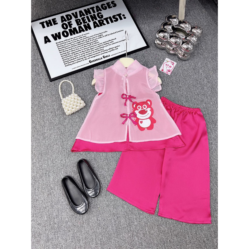 Bộ cách tân gấu dâu cúc ngọc tay cánh tiên cực xinh cho bé gái