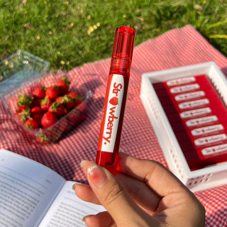 Son bóng Lip Gloss Strawberry - Uni handmade