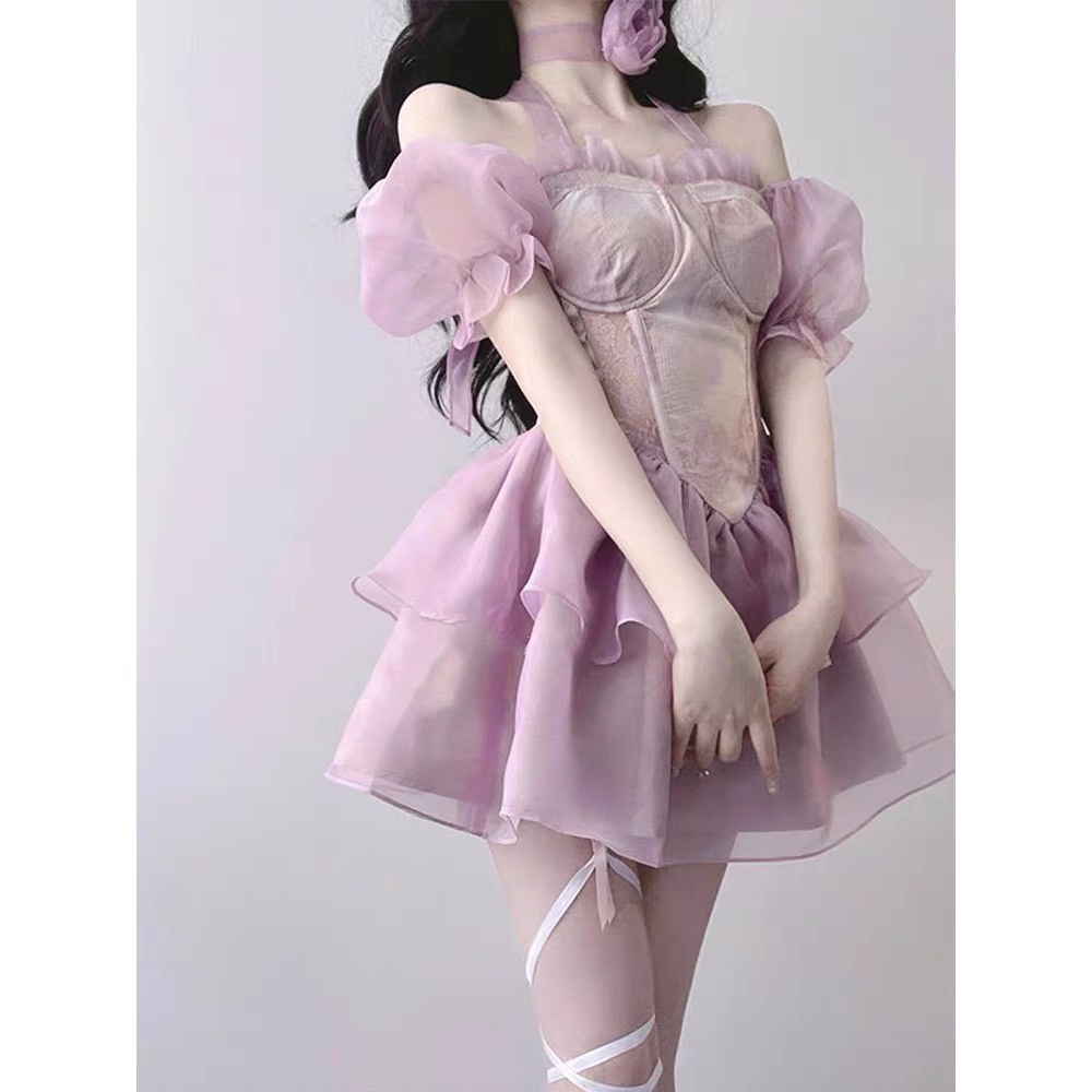 Đầm nữ nhẹ nhàng