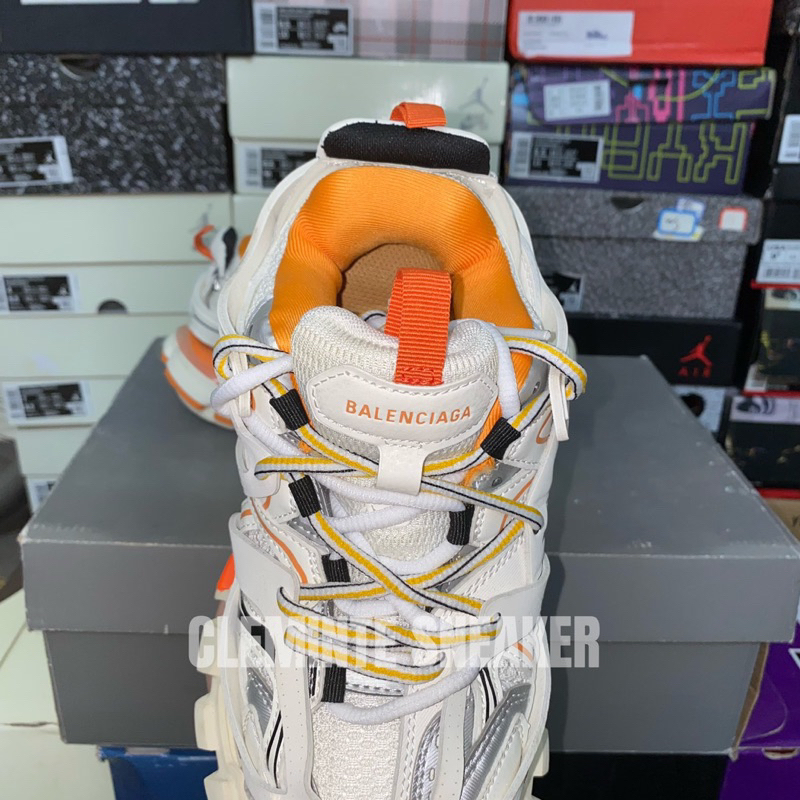 Giày balen màu  trắng  cam  đi  siêu  êm  chân