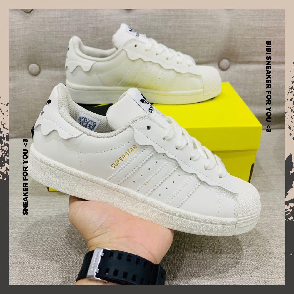 Giày_Adidas Superstar Màu Trắng 3 Sọc Đen Tem Vàng, Giày Thể Thao Nam Nữ Adidas Mũi Sò Trắng Sọc Đen - BIBISNEAKER