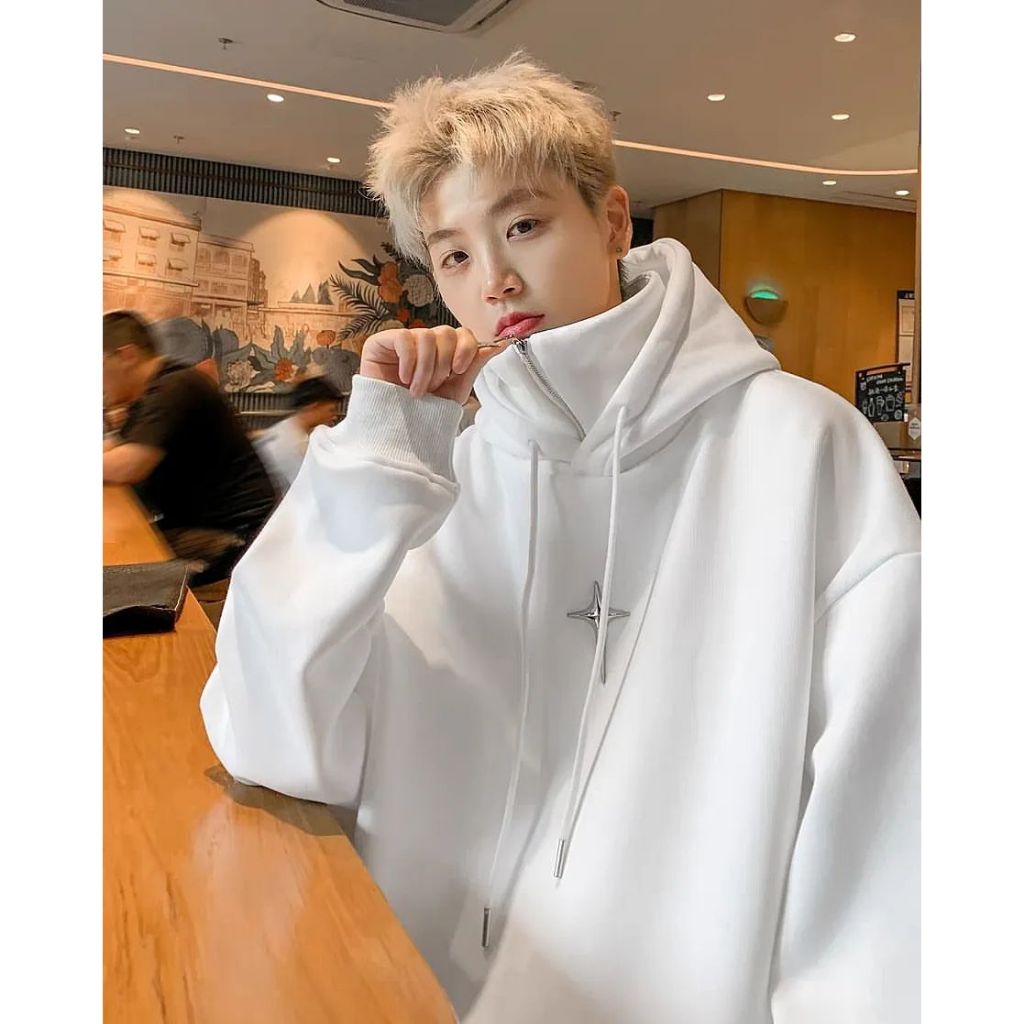 Áo hoodie STAR TRAIT nỉ trần bông phối tag kim loại cá tính
