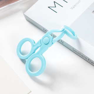 Kéo đeo lens Giup viec đeo lens dễ dàng hơn