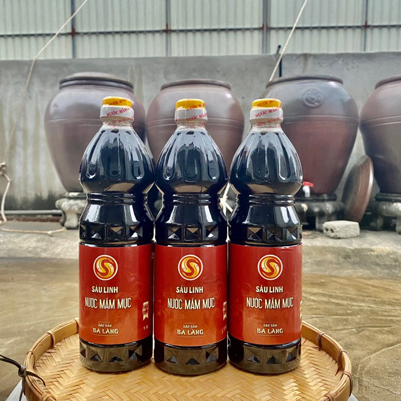 Nước mắm mực Sáu Linh Ba Làng 900ml