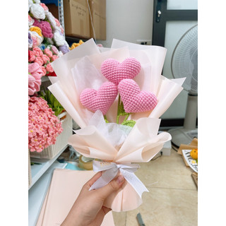 Bó hoa hình trái tim ảnh thật có sẵn, được bó giấy gói