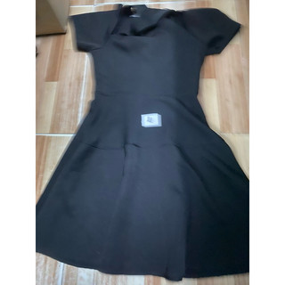 đầm đen dưới 57kg