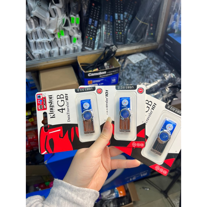 USB 4GB KINGSTON DT 101-(Ảnh thật shop chụp)
