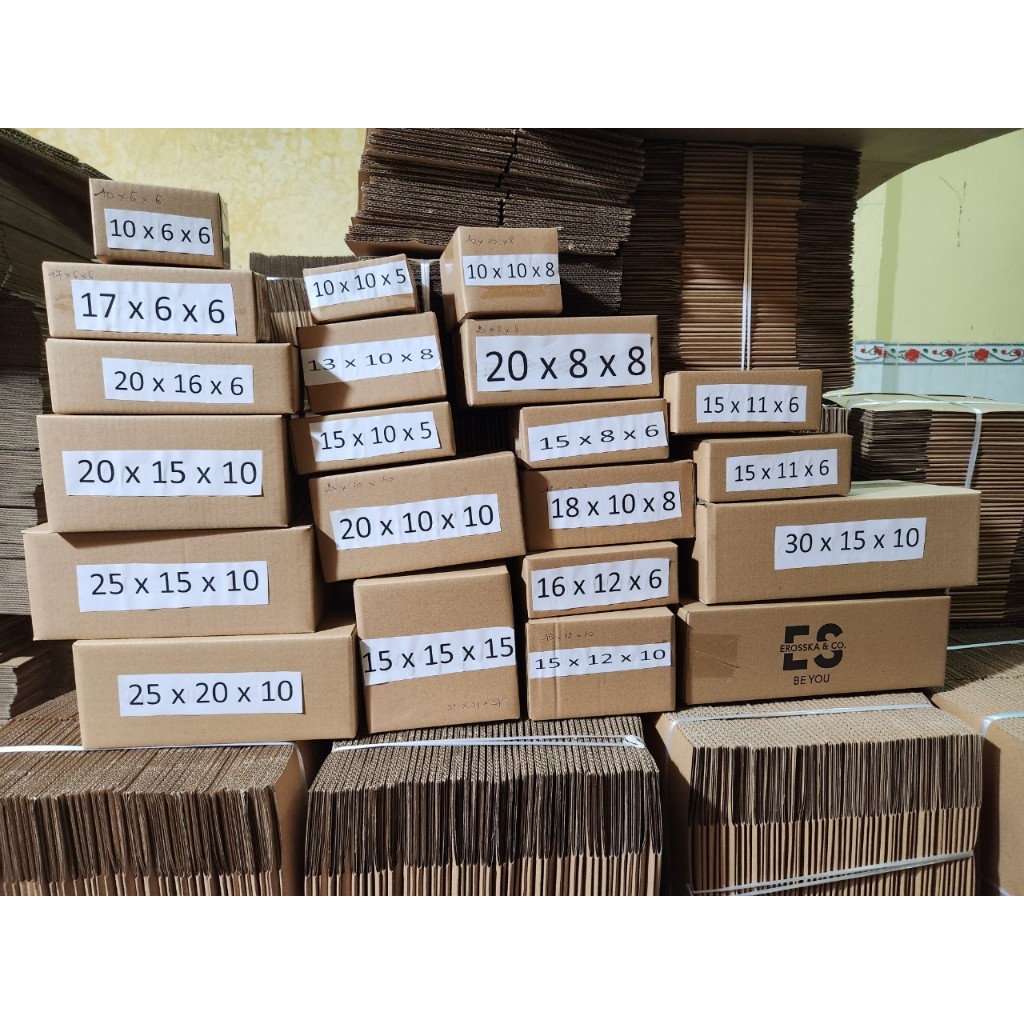 Hộp carton đóng hàng đa dạng kích thước (1 hôp ) chất liệu 3 lớp sóng B, shop có hộp xếp và hộp gài .