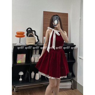 Đầm nhung cổ yếm thắt nơ (ảnh thật/ có sẵn)