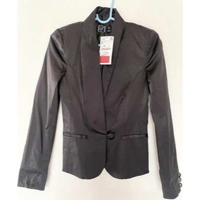 ÁO KHOÁC BLAZER NỮ - ZARA TRAFALUC - ĐEN - SIZE S/26 - DÀI TAY - 2 LỚP - ĐÓNG CÚC TRƯỚC - FIT LADY <