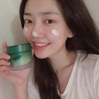 Mặt nạ ngủ dưỡng ẩm