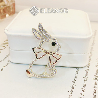 Ghim cài áo nam nữ Eleanor Accessories hình thỏ đính đá phụ kiện thời trang trâm cài 5540