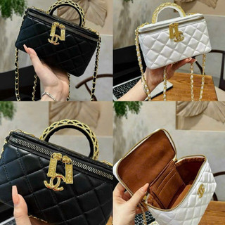 Túi cốp cầm tay đeo chéo dáng hộp size 19 tag vàng