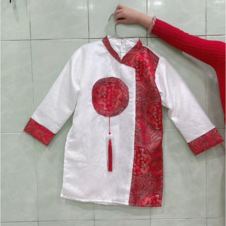 Áo dài cách tân bé trai mới, gài nút phía trước
