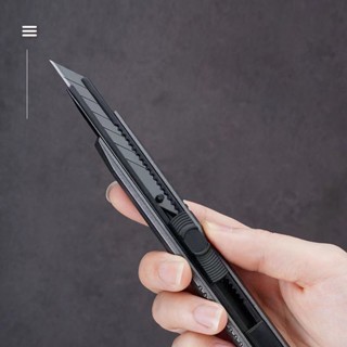 Dao rọc giấy mini sài lưỡi nhỏ 9mm, dụng cụ hỗ trợ đắc lực trong việc cắt.