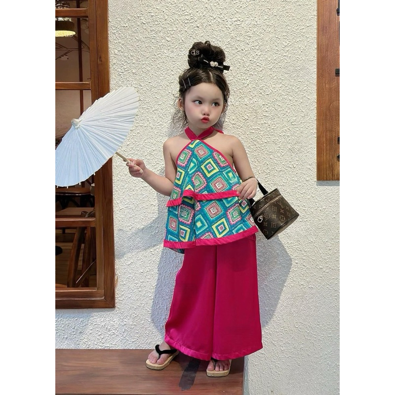 Set yếm lụa cho bé gái 10-30kg