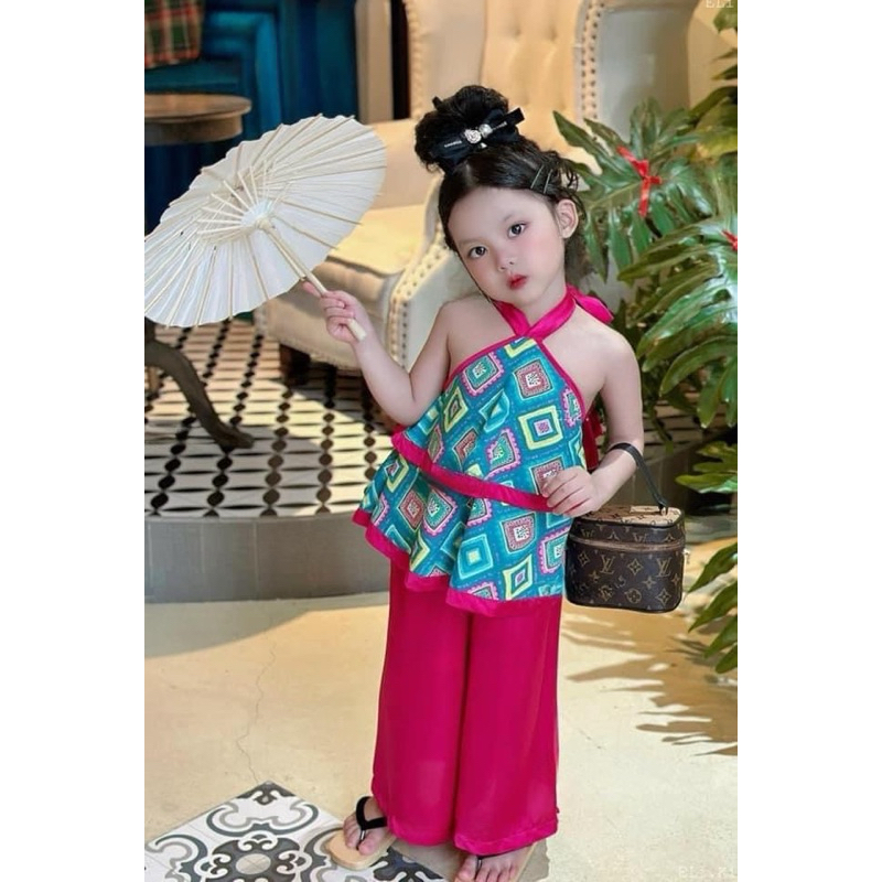 Set yếm lụa cho bé gái 10-30kg