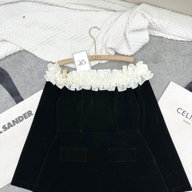 Váy Nhung Trễ Vai Bèo QP