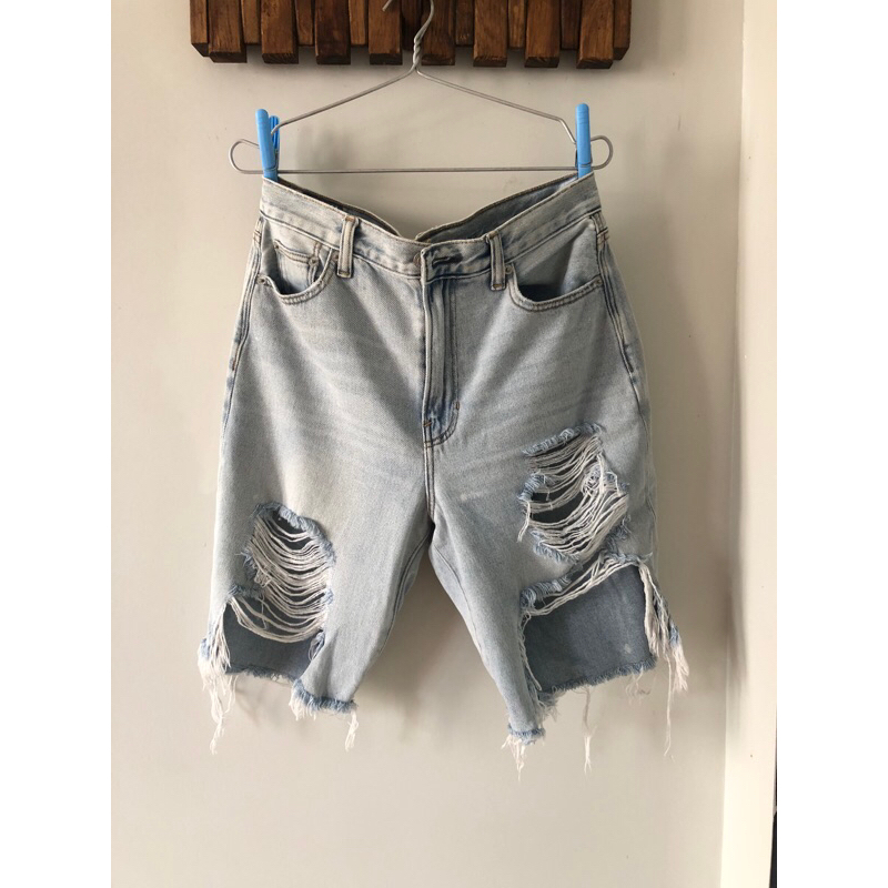 Quần rách American Eagle