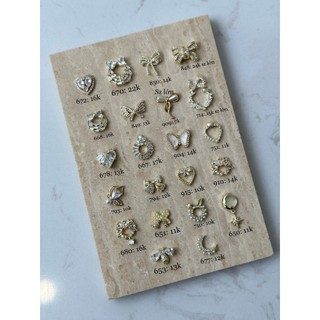 Lẻ 1c charm mã nơ 07