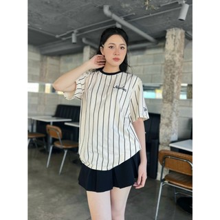 Áo thun kẻ sọc viền cổ tròn