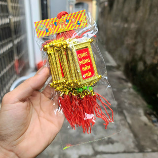 Liễng treo cây ngày Tết