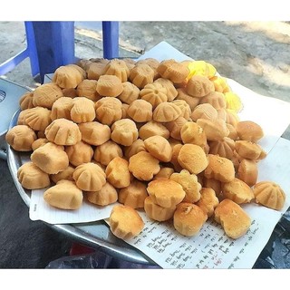 Bánh Bông Lan Nướng Than Truyền Thống