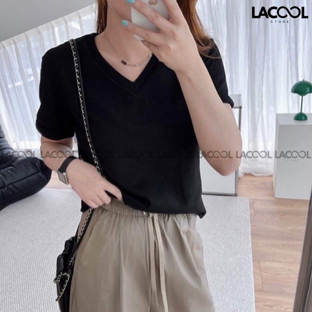 Áo Phông Nữ Cổ Tim Ngắn Tay LACOOL Dáng Suông Chất Cotton Basic Cao Cấp Co Giãn 4 Chiều Cổ Chữ V Duyên Dáng 8 Màu LA07 | BigBuy360 - bigbuy360.vn